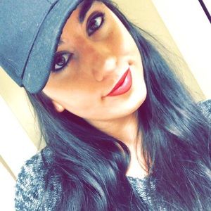 Meet your Posher, Madison